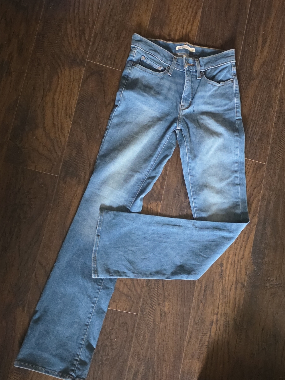 Levi's Women's "Shaping Boot-Cut" Jeans Sz 26-32